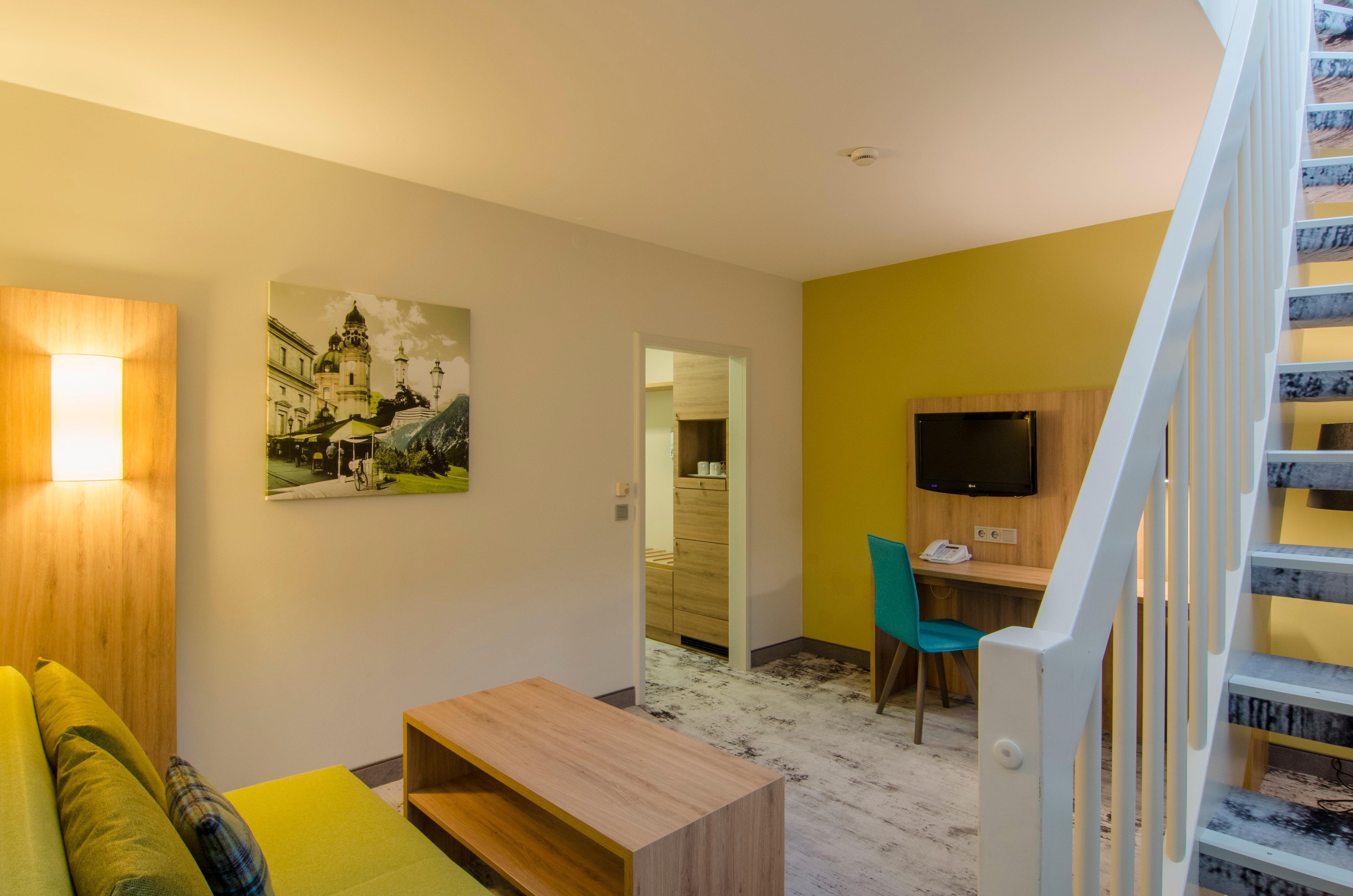 Holiday Inn Munich Unterhaching By Ihg Exterior foto