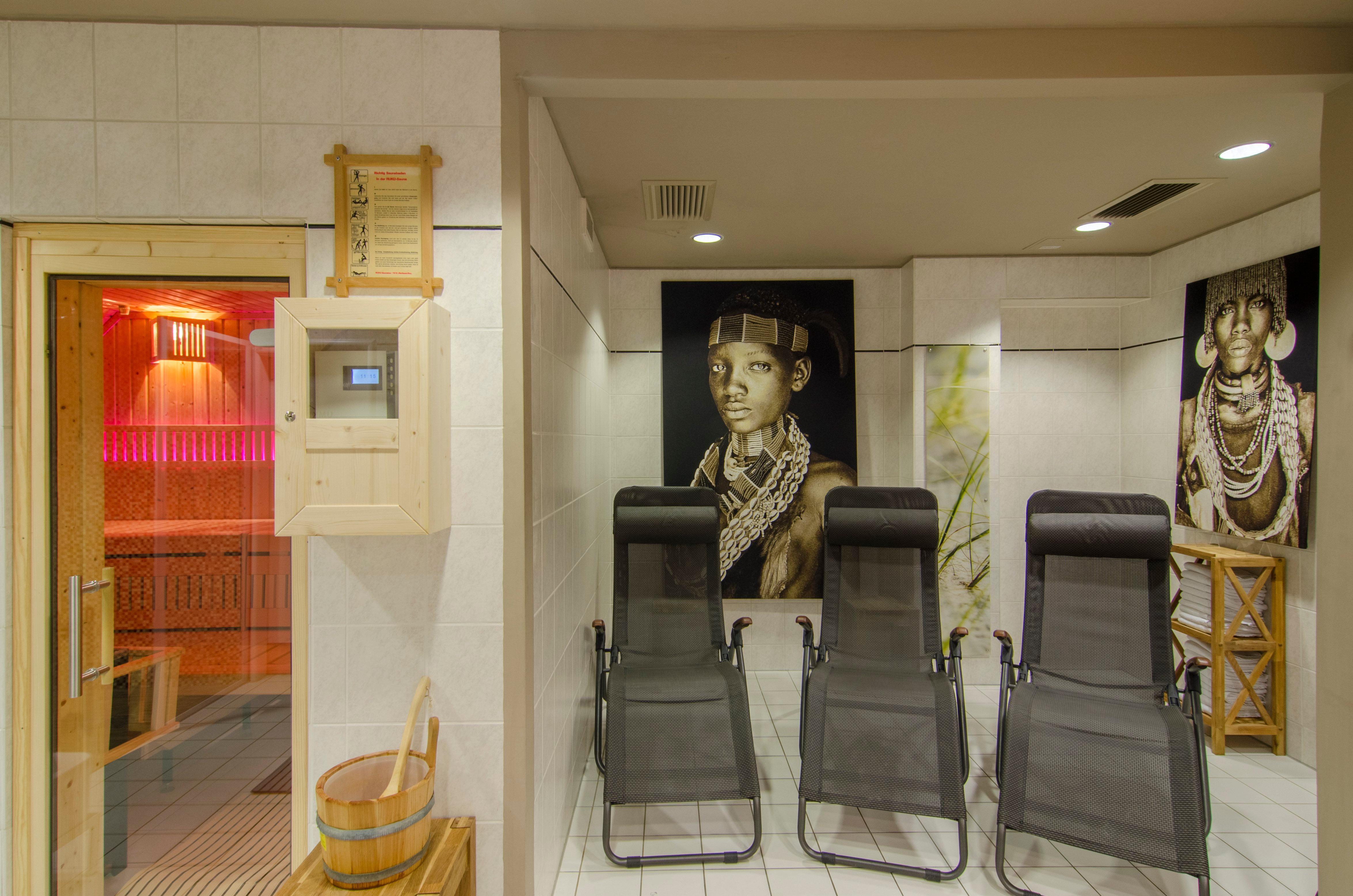 Holiday Inn Munich Unterhaching By Ihg Exterior foto