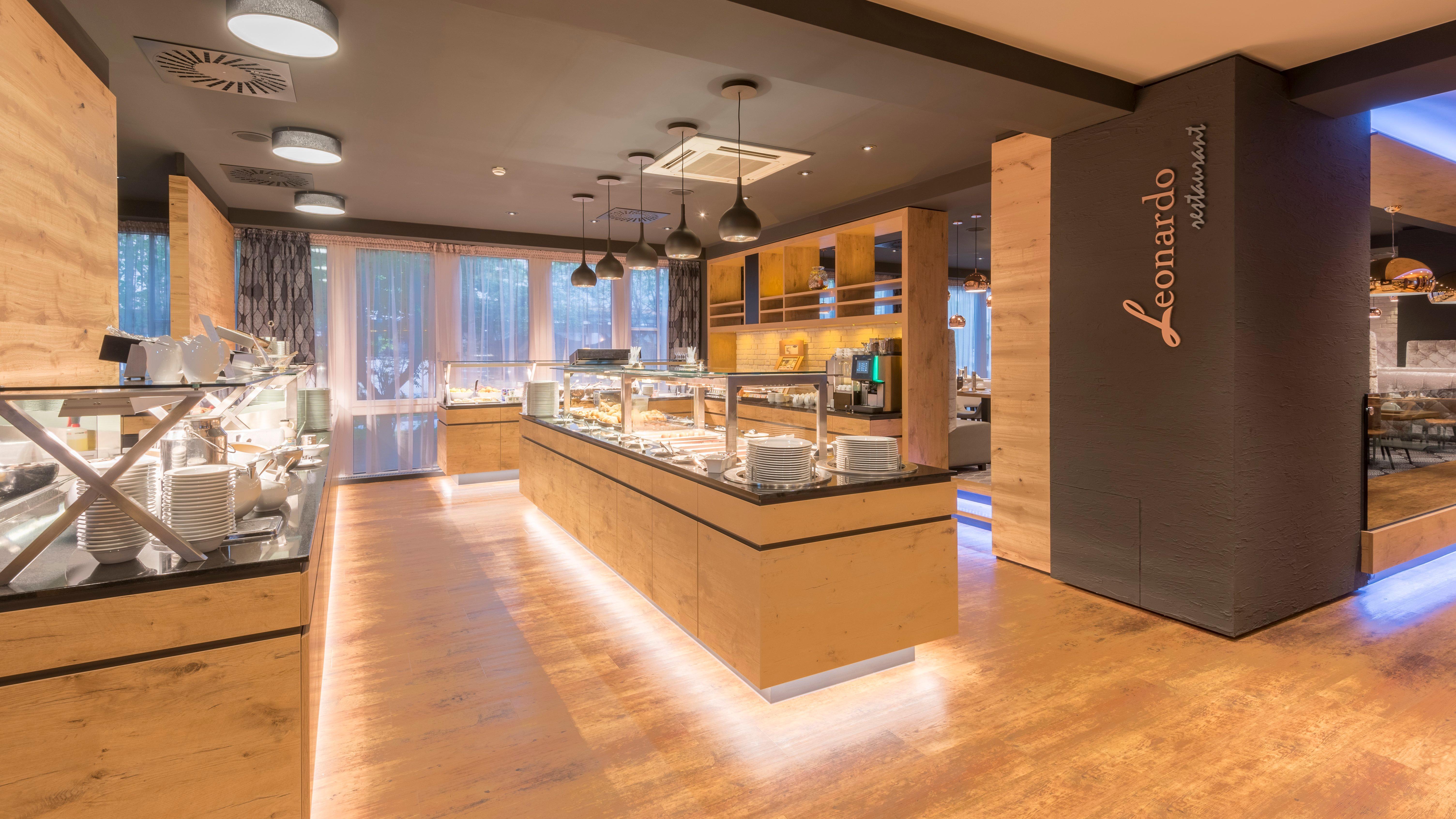 Holiday Inn Munich Unterhaching By Ihg Exterior foto